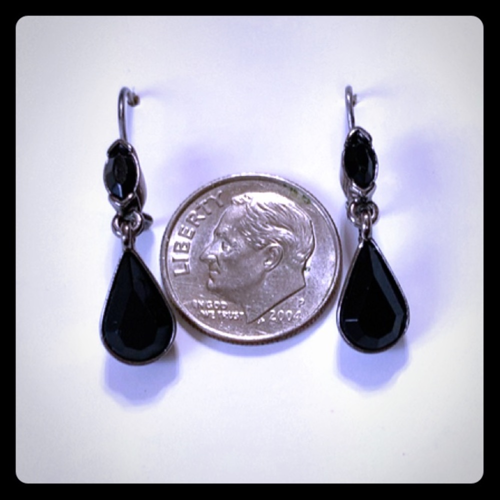 SOLD Black glass lever back earrings. GUC - Picture 3 of 5
